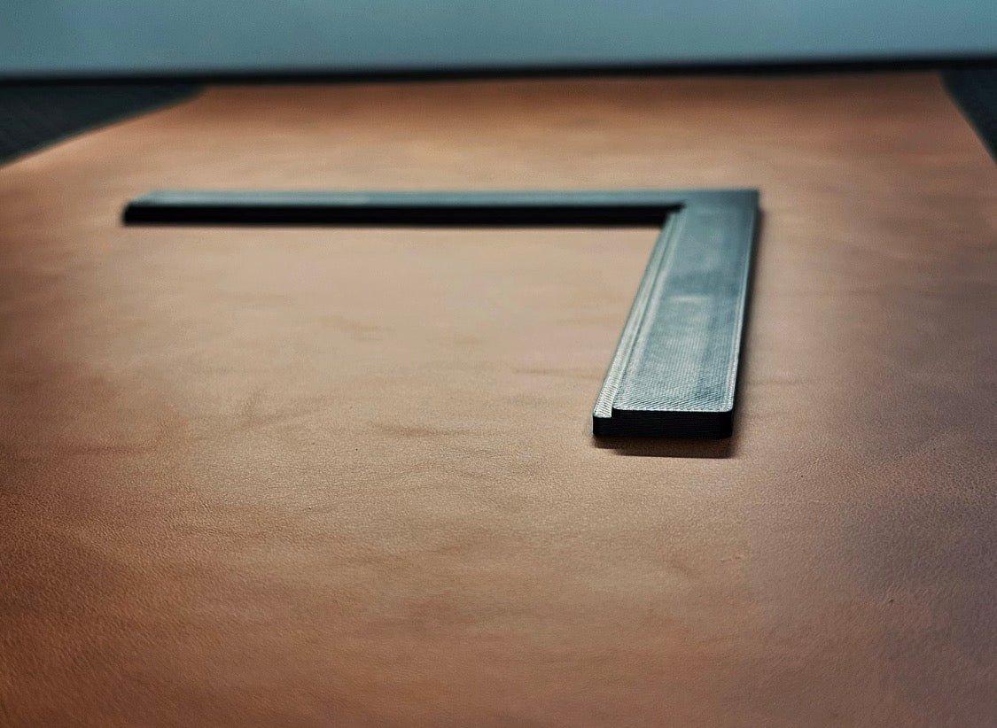Edge Lock VERTEX – Magnetic Hold Down Bars for Laser Engraving